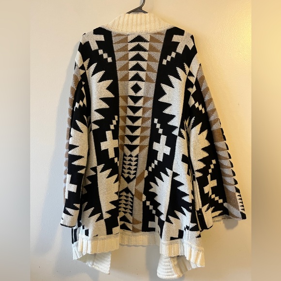 Free People Jen's Pirate Booty La Croix Cardigan Tribal Print Bell Sleeve M/L - Picture 7 of 15